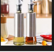 100 ml glazen olieverstuivers in de keuken